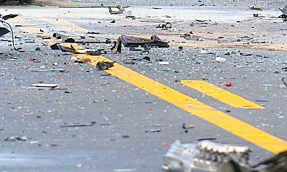 Μετωπική σύγκρουση οχημάτων τα ξημερώματα της Πρωτοχρονιάς στην Εύβοια - Στο νοσοκομείο δύο τραυματίες